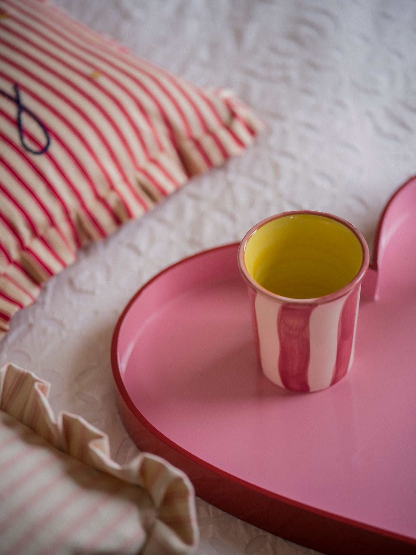 Heart Lacquer Tray Pink