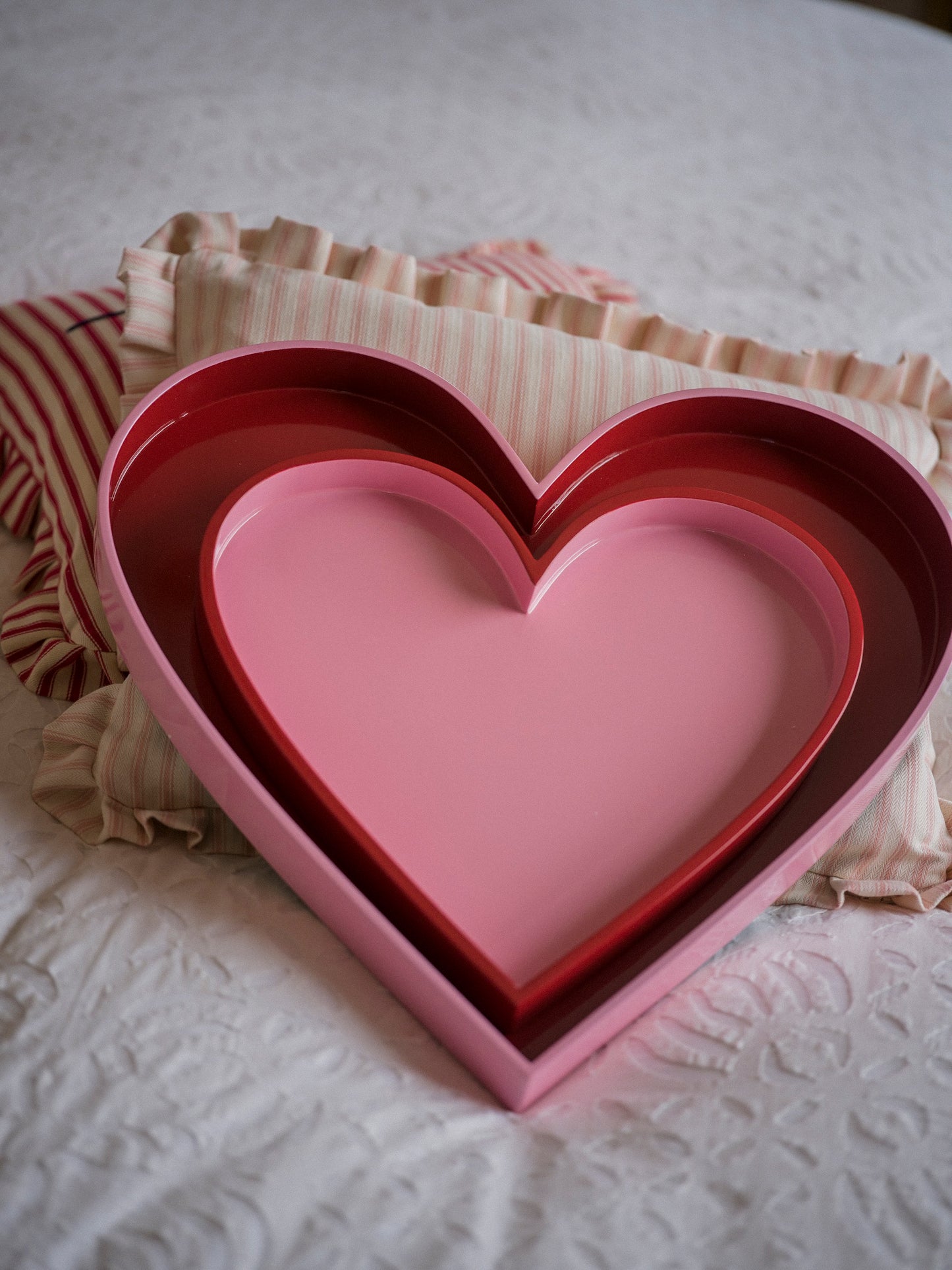 Heart Lacquer Tray Red