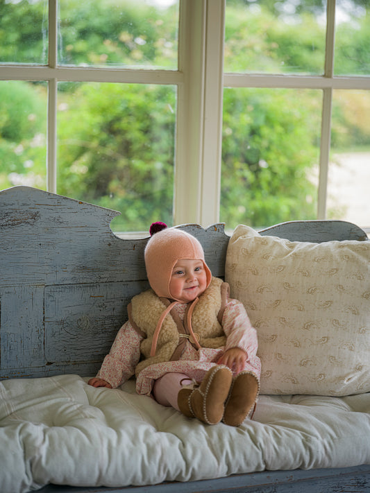 Cashmere Bonnet Coral & Damson by Rosie Sugden