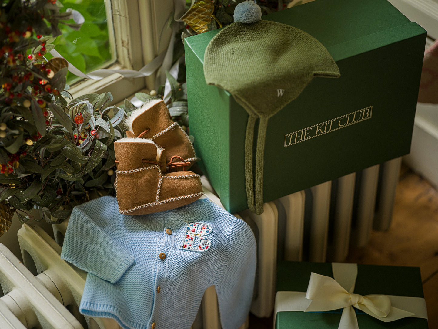 Cashmere Bonnet Ivy & Blue Mist by Rosie Sugden