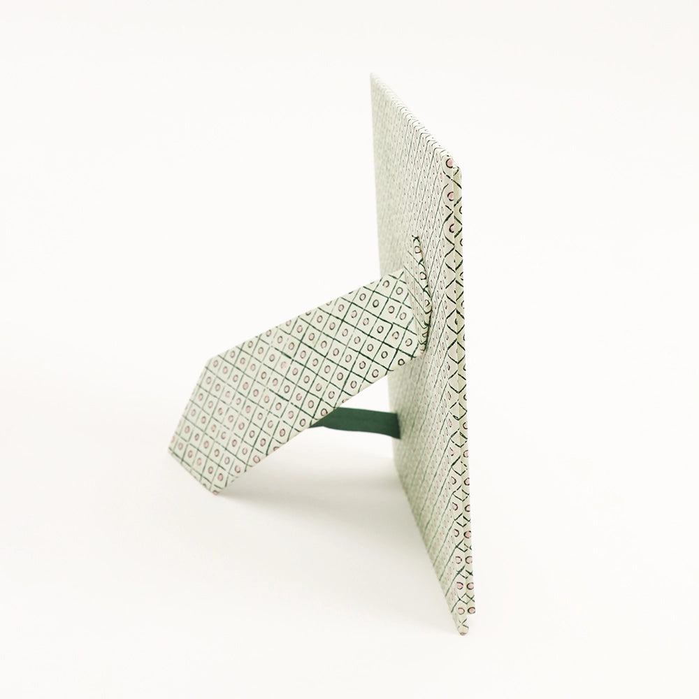 Green Dot and Grid Table Top Picture Frame